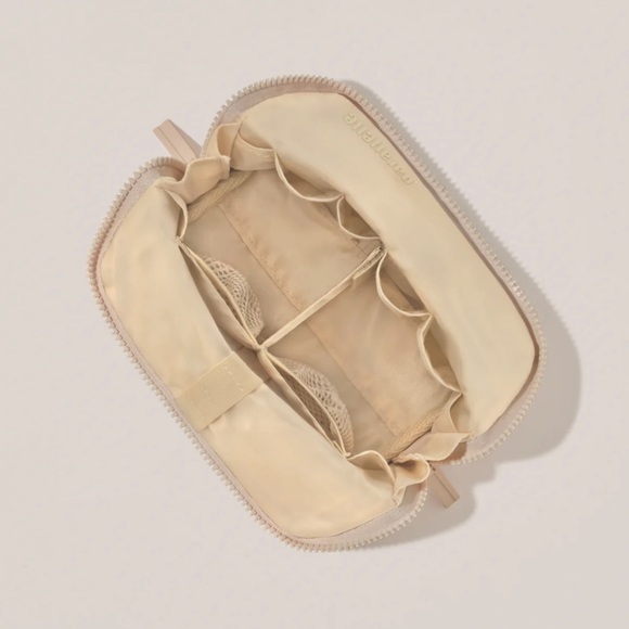 Parallelle The Small Bisque Traveller Makeup Organizer - Picture 3 of 11